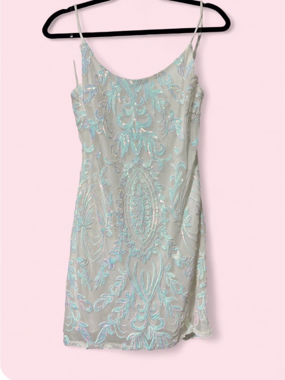 NWT homecoming Iridescent Sequin  Spaghetti Strap Bodycon Dress - Light Ivory-XL